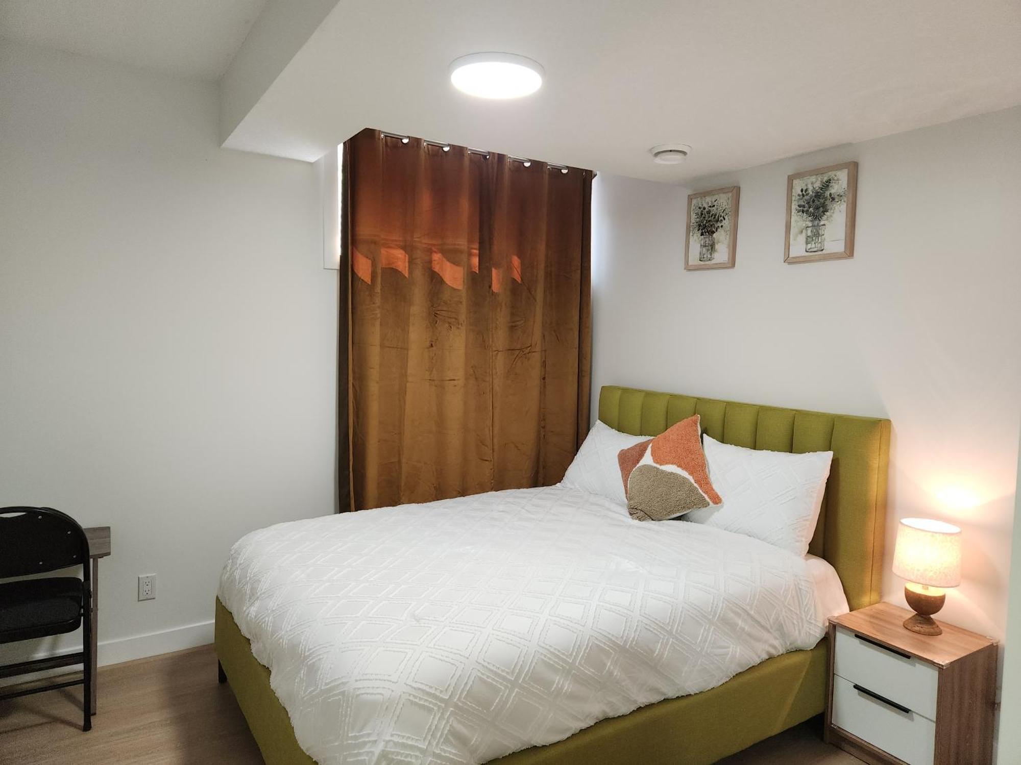 Brand New Deluxe 2 Bedroom Suite With Ac & Den YYC المظهر الخارجي الصورة