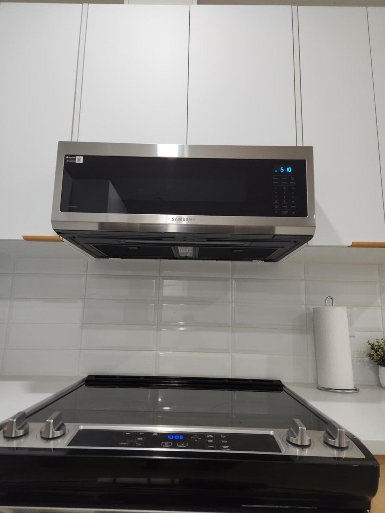 Brand New Deluxe 2 Bedroom Suite With Ac & Den YYC المظهر الخارجي الصورة