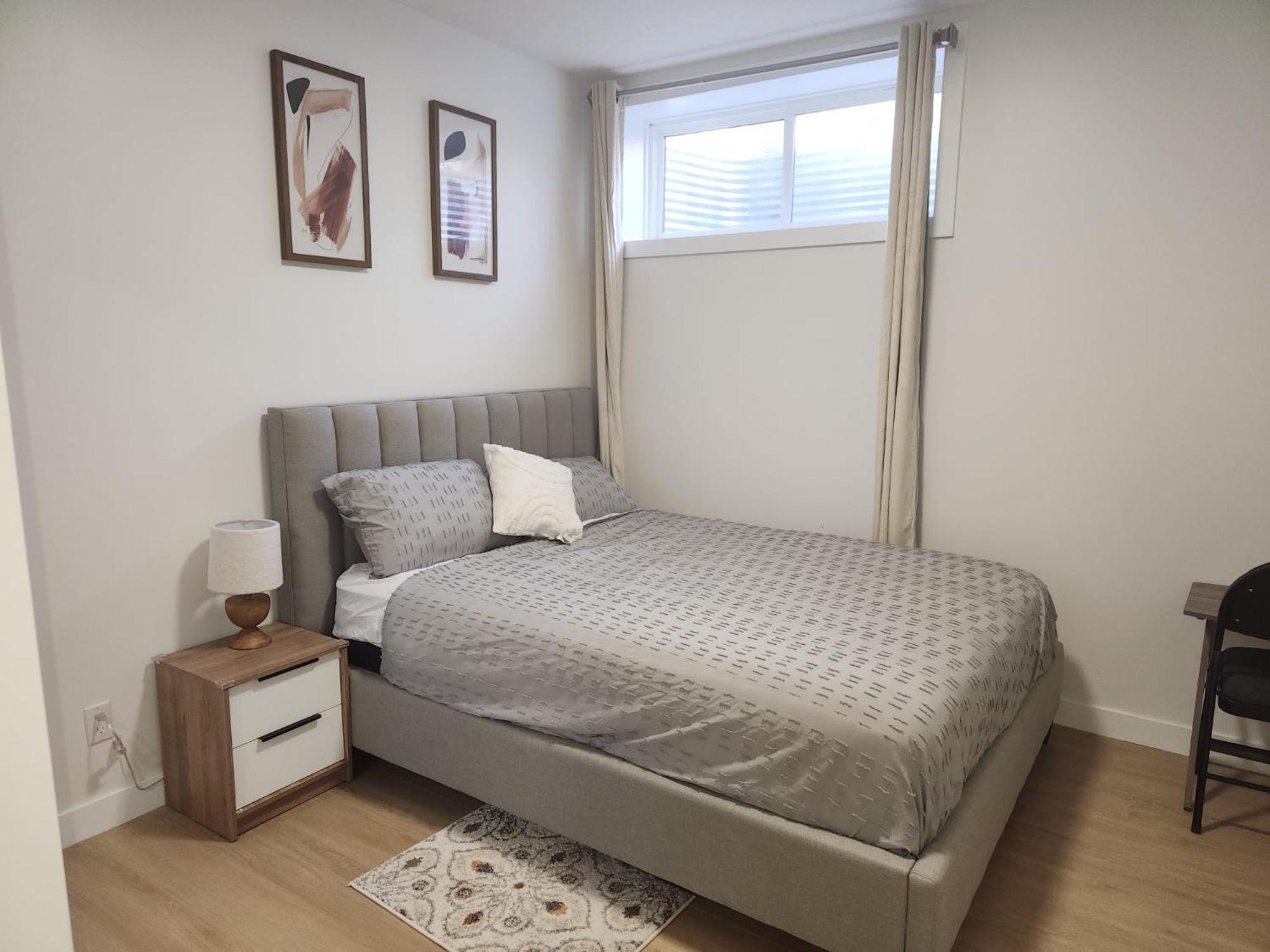 Brand New Deluxe 2 Bedroom Suite With Ac & Den YYC المظهر الخارجي الصورة